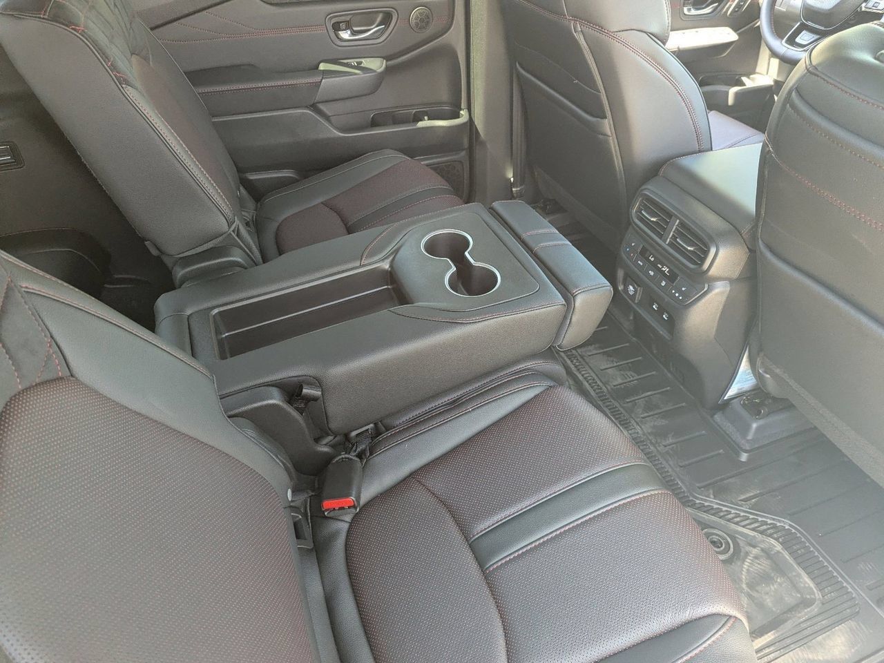 New 2026 Honda Pilot Black Edition image 9