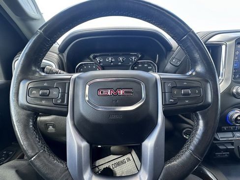 Used 2021 GMC Sierra 2500 SLT w/ SLT Preferred Package image 18