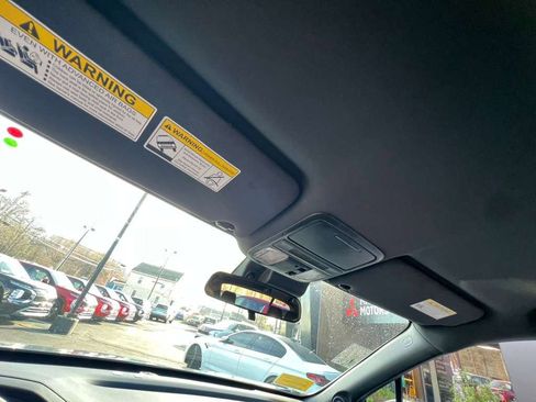 Used 2022 Honda Pilot Sport image 15