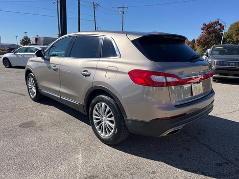 Used 2018 Lincoln MKX Select w/ Select Plus Package image 2