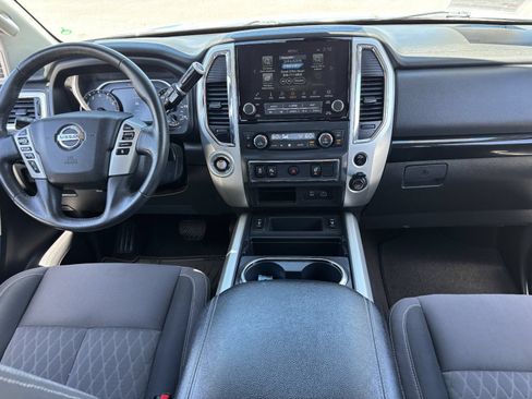 Certified 2021 Nissan Titan SV w/ SV Convenience Package RWD image 16