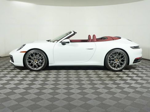 Certified 2024 Porsche 911 Carrera RWD image 2
