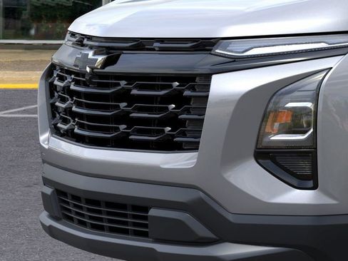 New 2026 Chevrolet Equinox LT image 13