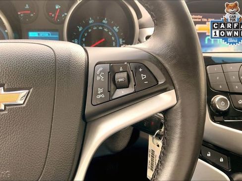 Used 2014 Chevrolet Cruze LT image 19