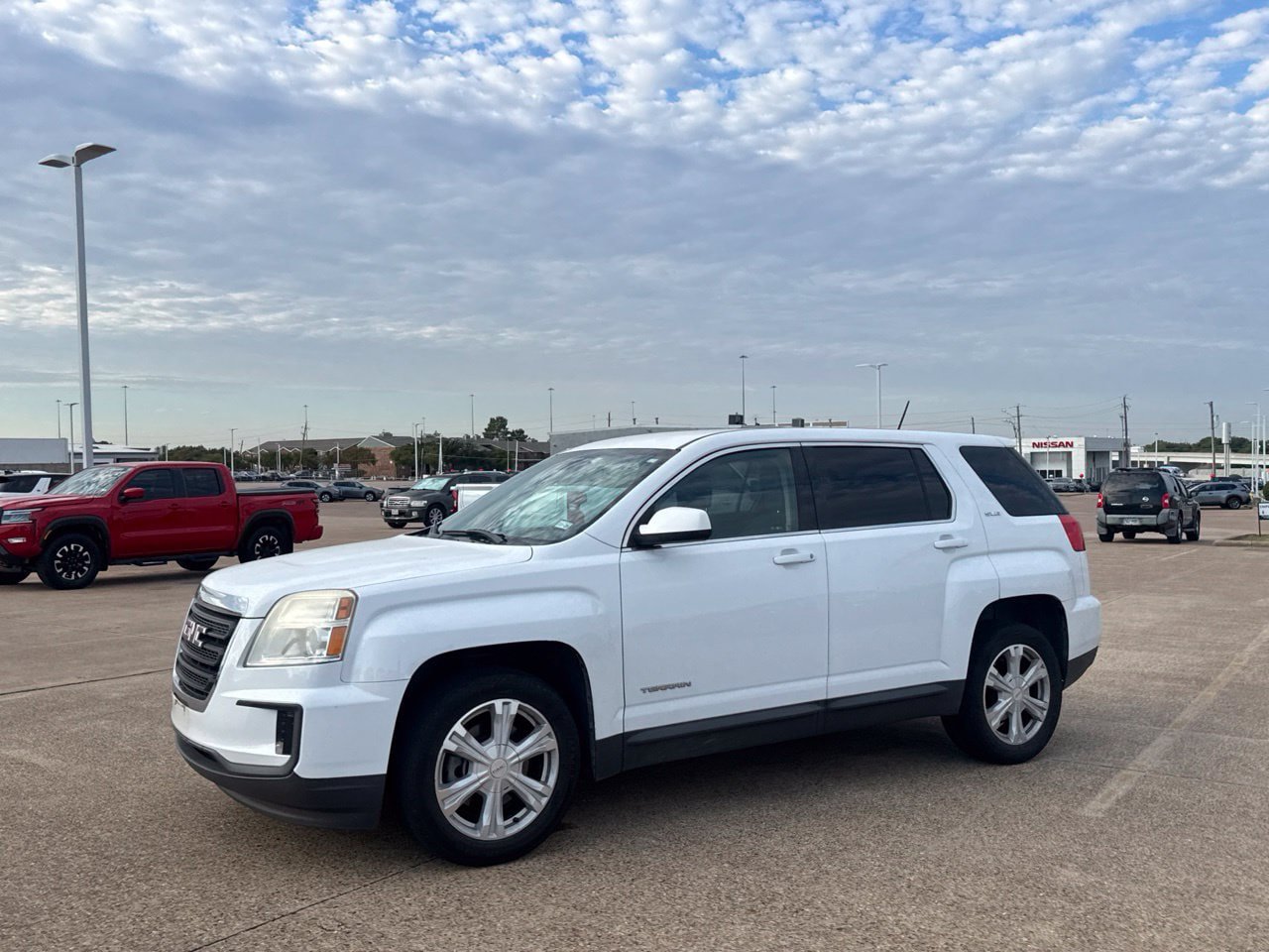 Used 2017 GMC Terrain SLE FWD image 11