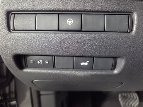 Used 2023 Nissan Rogue SL w/ SL Premium Package FWD image 19