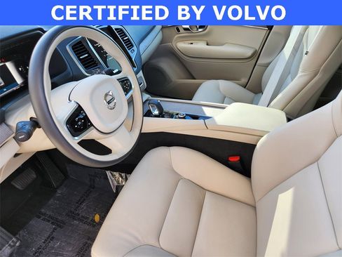 Used 2025 Volvo XC90 B6 Core w/ Protection Package Premier image 13