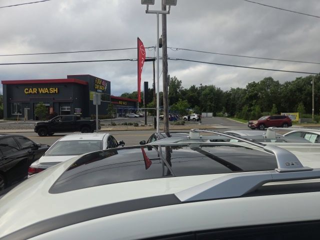 Used 2023 Nissan Pathfinder SL w/ SL Premium Package AWD/4WD image 16