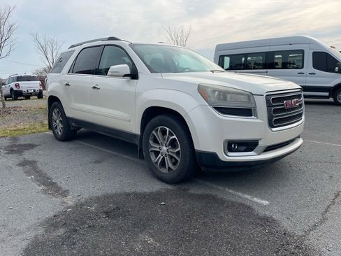 Used 2014 GMC Acadia SLT FWD image 2