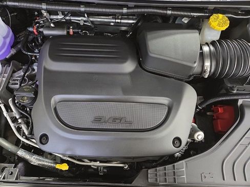 New 2026 Chrysler Voyager LX FWD image 36