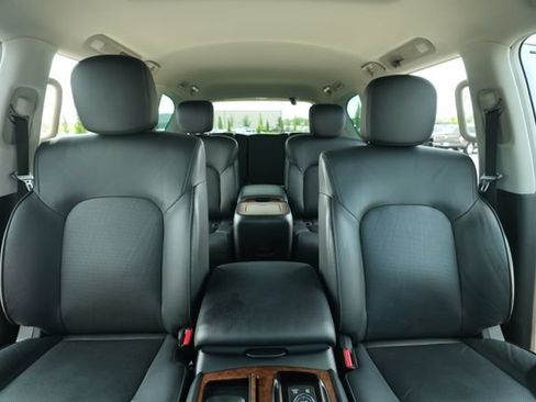 Used 2023 Nissan Armada SL w/ Captain's Chairs Package AWD/4WD image 41