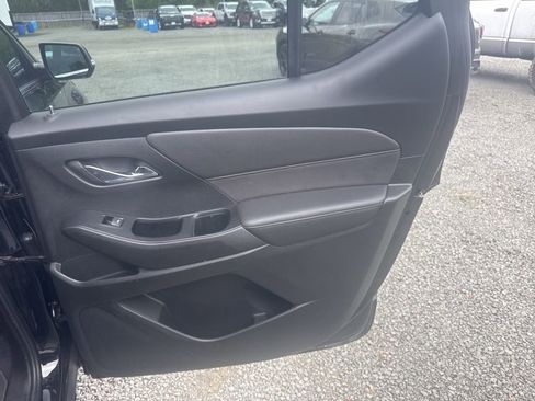 Used 2023 Chevrolet Traverse High Country w/ LPO, Cargo Package AWD/4WD image 8