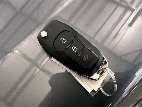 New 2025 Ford F150 XLT w/ Equipment Group 301A Standard image 9