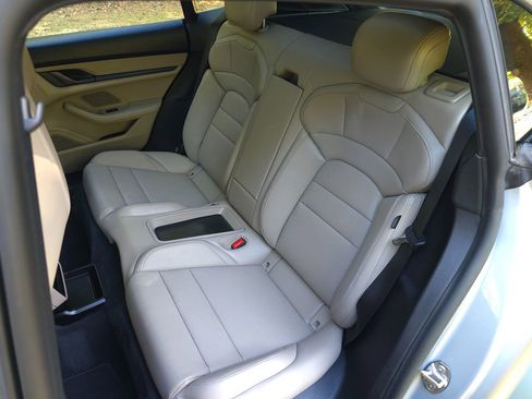 Used 2023 Porsche Taycan 4 Cross Turismo w/ Premium Package image 16