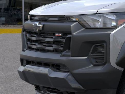 New 2026 Chevrolet Colorado Trail Boss w/ Midnight Edition AWD/4WD image 37