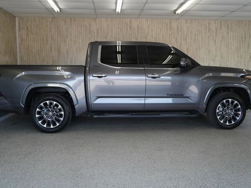 Used 2022 Toyota Tundra Limited AWD/4WD image 5