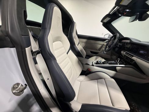 Used 2026 Porsche 911 Targa 4 GTS AWD/4WD image 81