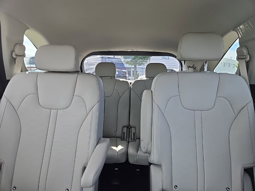 Certified 2025 Kia Sorento EX AWD/4WD image 36