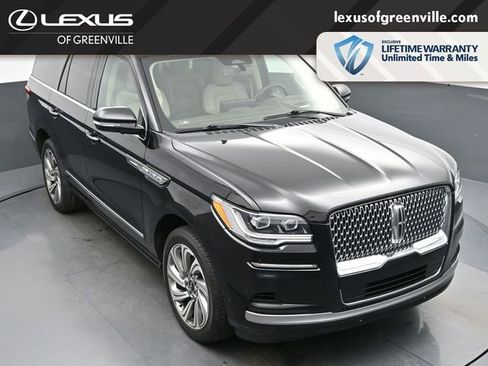 Used 2022 Lincoln Navigator Reserve AWD/4WD image 43
