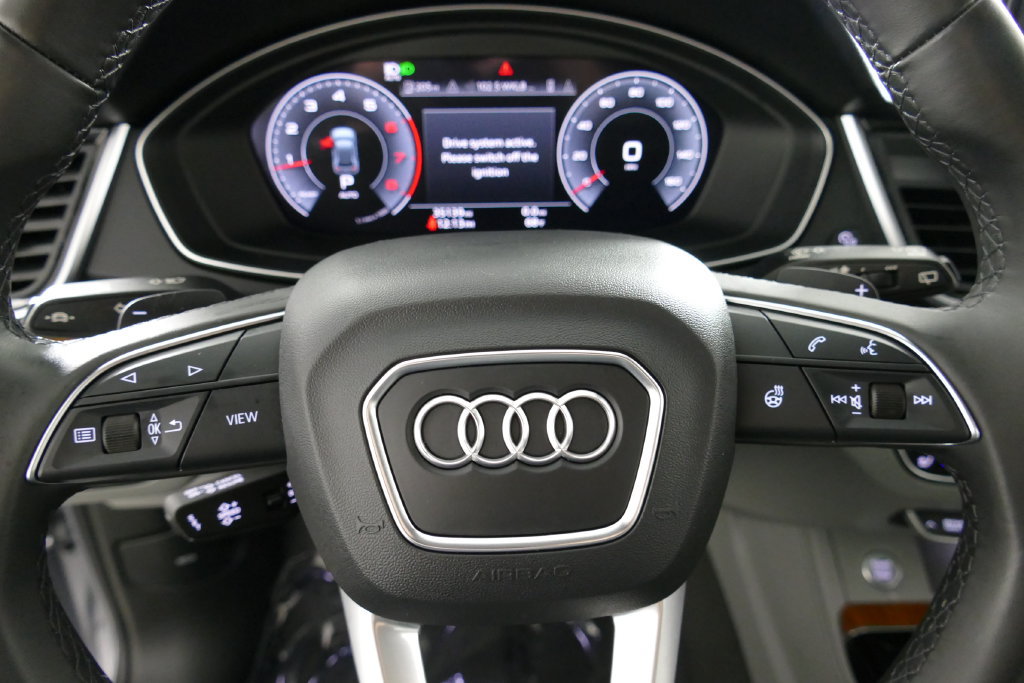 Used 2023 Audi Q5 Prestige AWD/4WD image 16