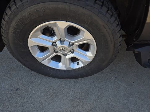 Used 2017 Toyota 4Runner SR5 image 48