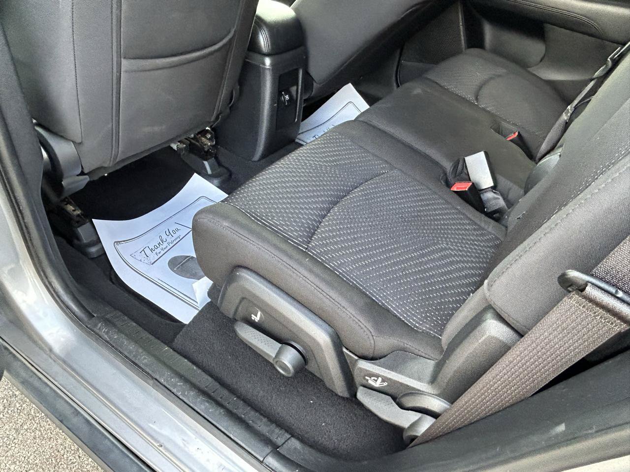 Used 2017 Dodge Journey SE w/ Flexible Seating Group FWD image 9