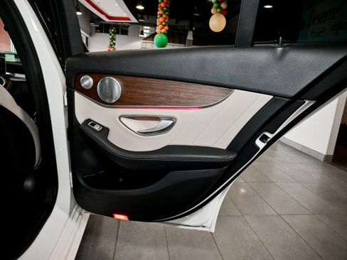 Used 2020 Mercedes-Benz C 300 C 300 w/ AMG Line image 24