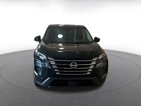 Used 2025 Nissan Rogue SV FWD image 4