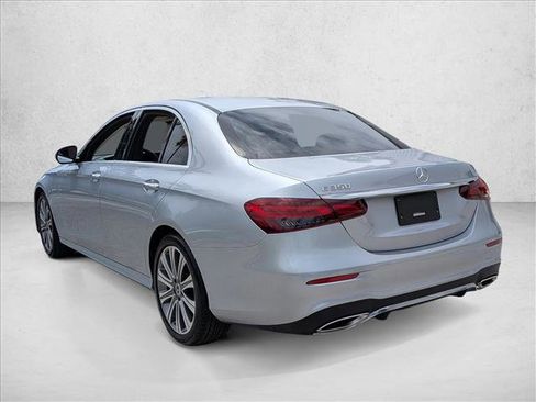 Used 2022 Mercedes-Benz E 350 Sedan image 8