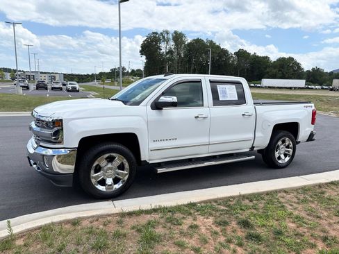 Used 2017 Chevrolet Silverado 1500 LTZ w/ Sport Package AWD/4WD image 4