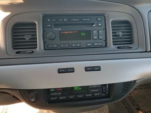 Used 2008 Mercury Grand Marquis LS image 19