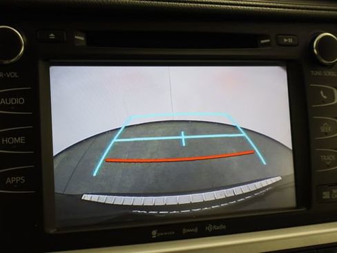 Used 2019 Toyota Highlander XLE AWD/4WD image 38