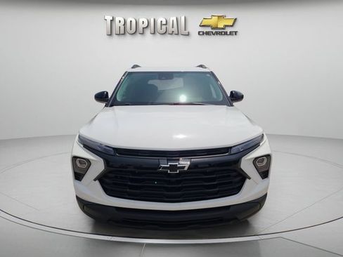 New 2026 Chevrolet TrailBlazer LT w/ Midnight Edition FWD image 8