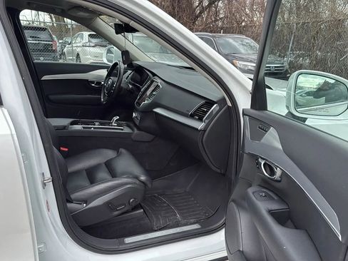 Used 2016 Volvo XC90 T8 Momentum w/ Vision Package AWD/4WD image 24