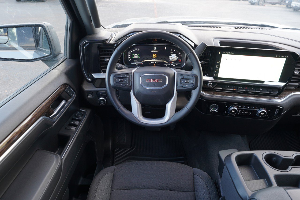Certified 2024 GMC Sierra 1500 Elevation AWD/4WD image 9
