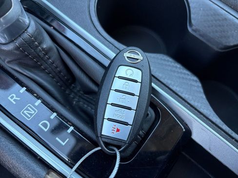 Used 2025 Nissan Altima 2.5 SV image 21