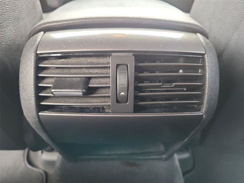 Used 2009 Pontiac G8 w/ Premium Package RWD image 19