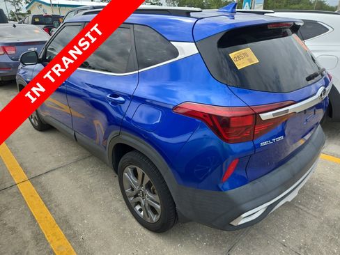 Used 2021 Kia Seltos S AWD/4WD image 3