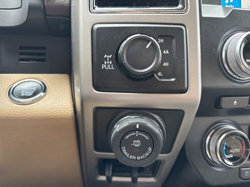 Used 2018 Ford F150 Lariat w/ Equipment Group 502A Luxury image 21