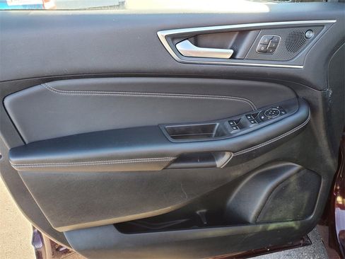 Used 2024 Ford Edge Titanium image 20