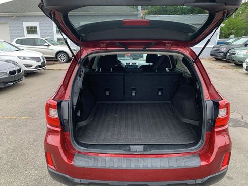 Used 2017 Subaru Outback 2.5i Premium image 19