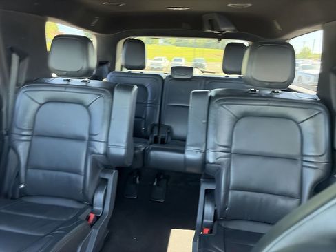 Used 2024 Lincoln Navigator Reserve AWD/4WD image 23