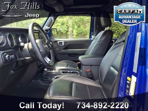 Used 2020 Jeep Wrangler Unlimited Sahara AWD/4WD image 14