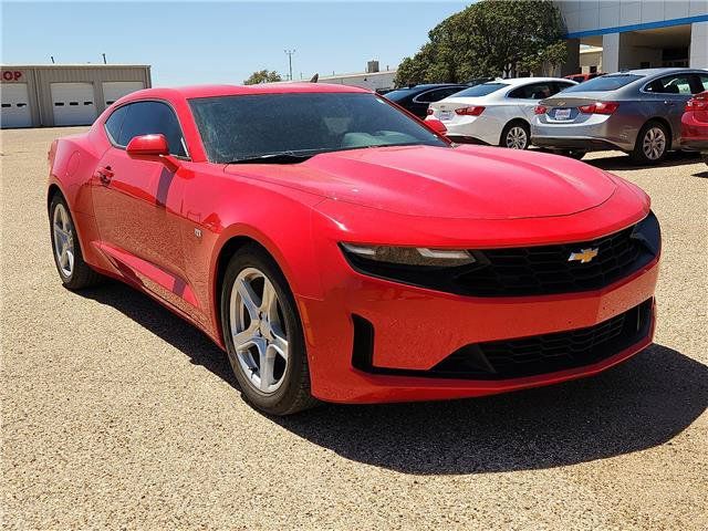 Used 2023 Chevrolet Camaro LT RWD image 5