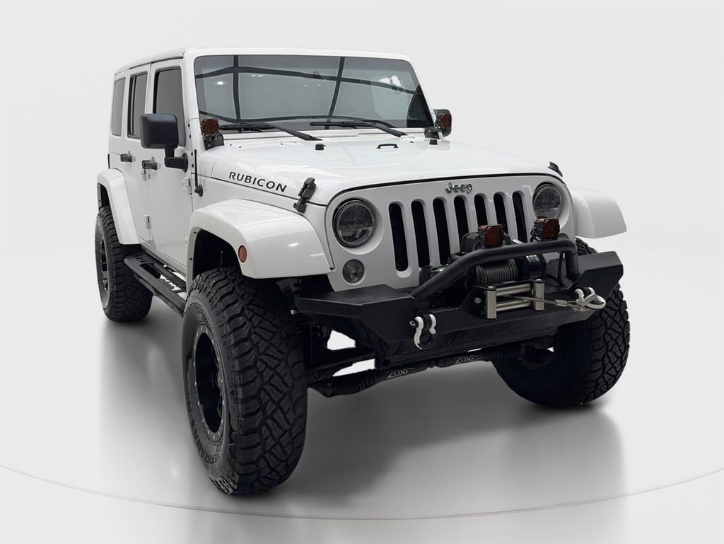 Used 2016 Jeep Wrangler Unlimited Rubicon w/ Connectivity Group AWD/4WD image 3