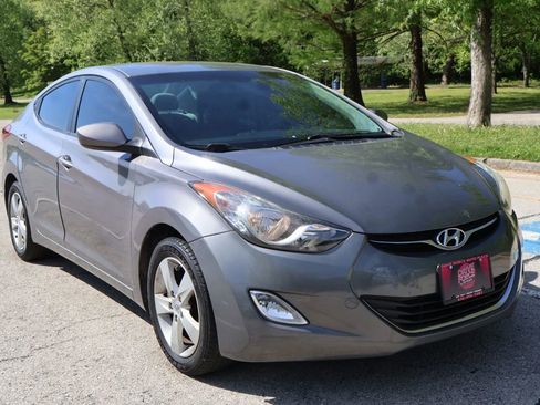 Used 2012 Hyundai Elantra GLS w/ Preferred Pkg 3 image 3