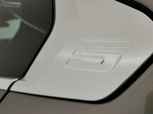 Used 2026 BMW 530i RWD image 32