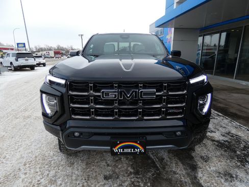 New 2026 GMC Canyon AT4X w/ LPO, Black Badging Package image 5