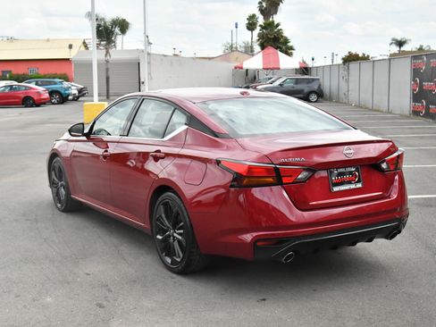 Used 2023 Nissan Altima 2.5 SR image 6