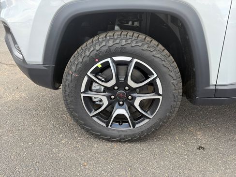 New 2026 Jeep Compass Trailhawk AWD/4WD image 13